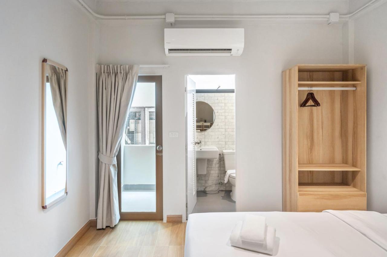 Hotel Wizpark Ratchada Банкок Екстериор снимка