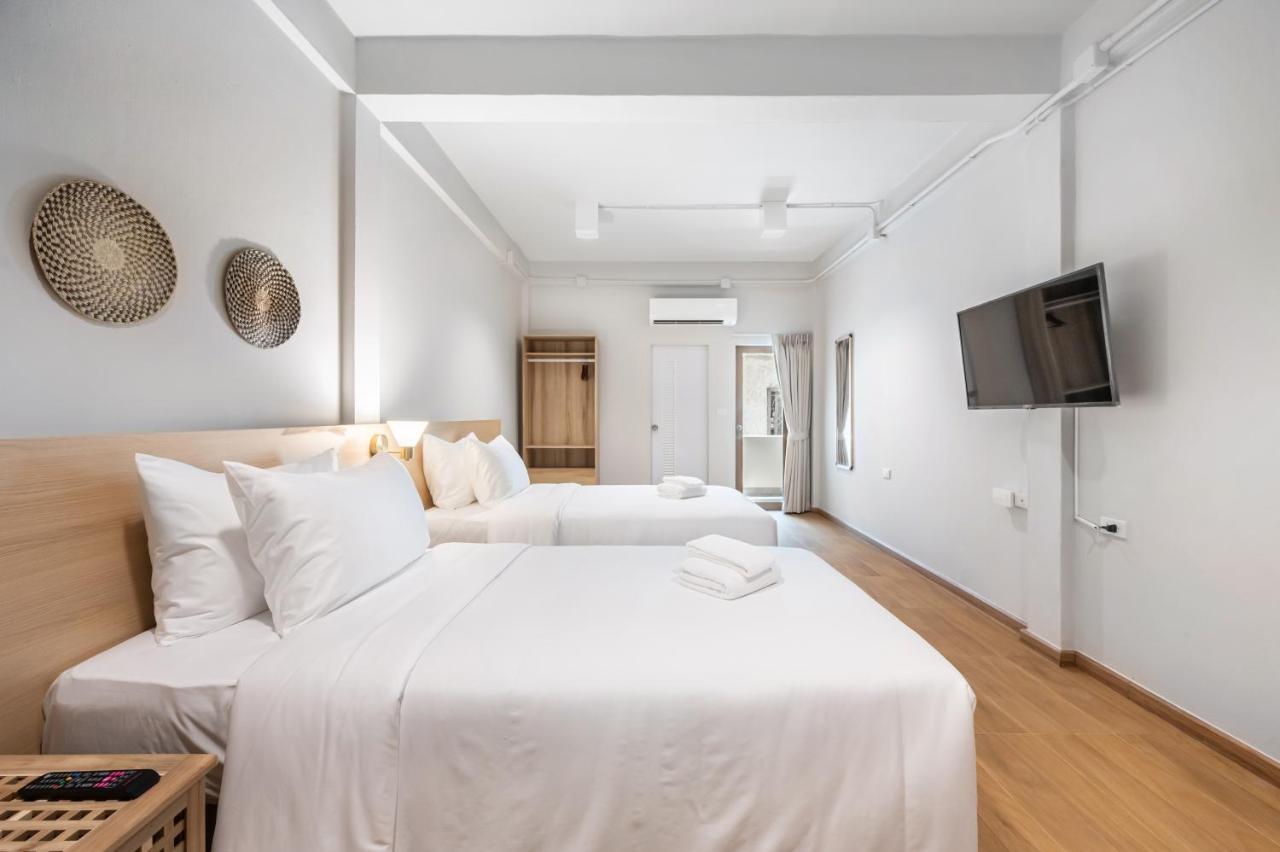 Hotel Wizpark Ratchada Банкок Екстериор снимка